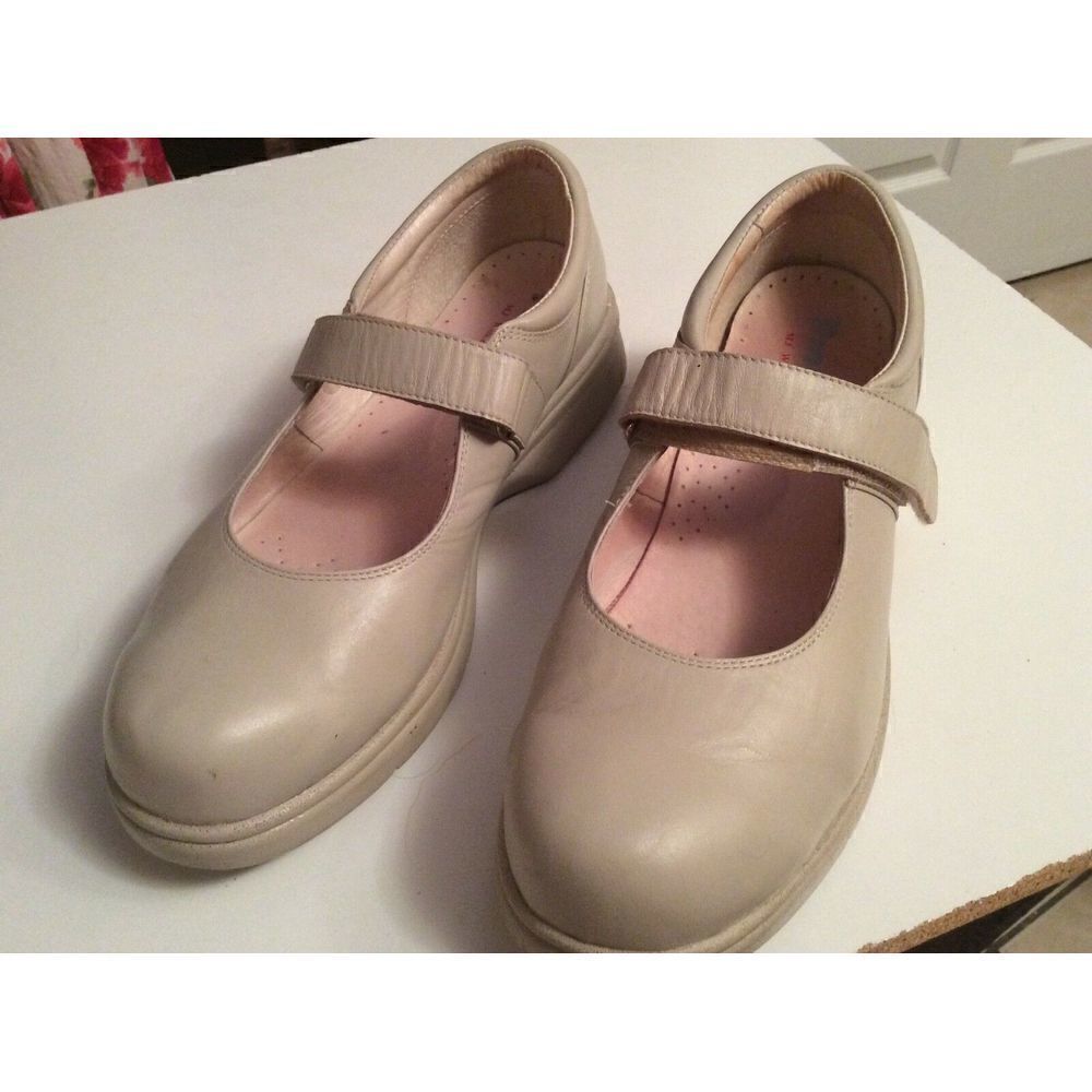 womens PROPHET casual  walker hook/loop 10.5